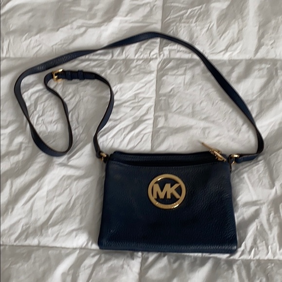 Michael Kors Handbags - MK navy & gold crossbody bag